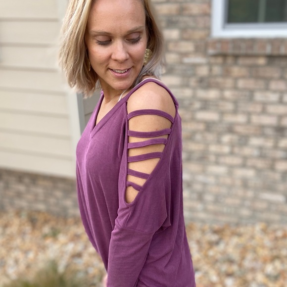 Strappy sleeve modal top - Picture 3 of 8